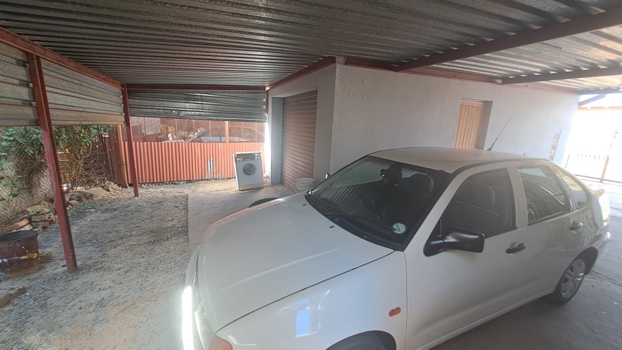 3 Bedroom Property for Sale in Kagisanong Free State